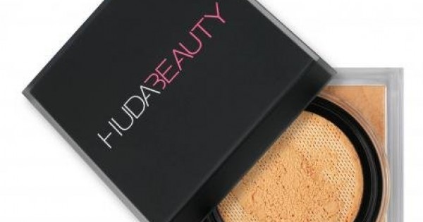 フェイスパウダー Huda Beauty Easy Sugar Cookie large_946a7874-f45a-4396-8e0c-