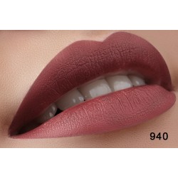 بلوفير أحمر شفاه مطفي سائل940 بلوفير أحمر شفاه مطفي سائل940