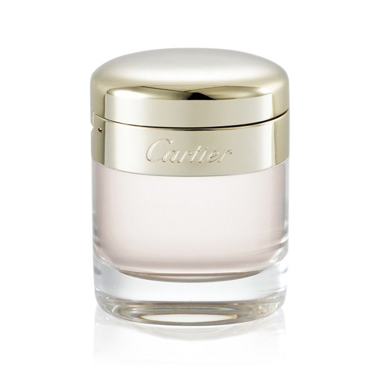 Baiser vole store by cartier